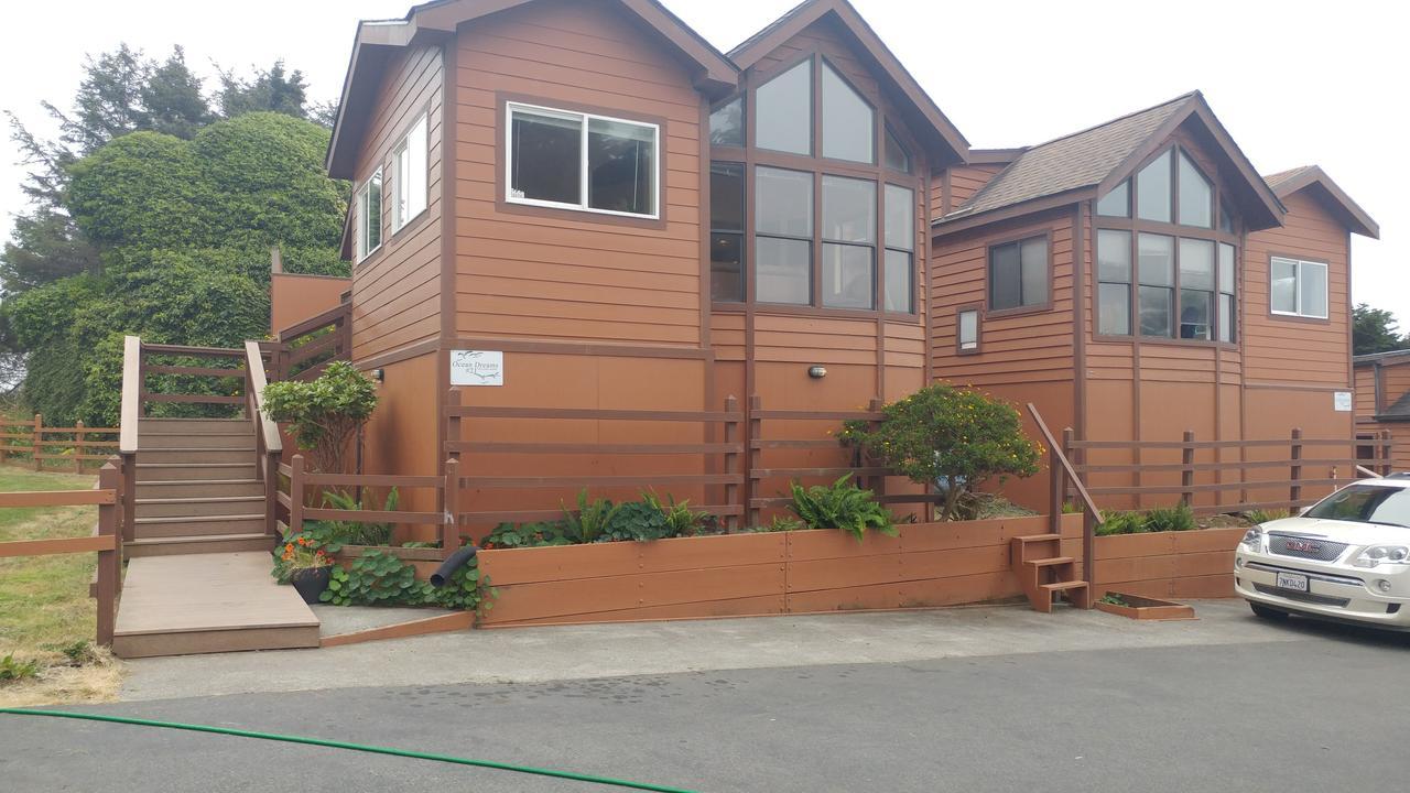 White Rock Resort Smith River エクステリア 写真